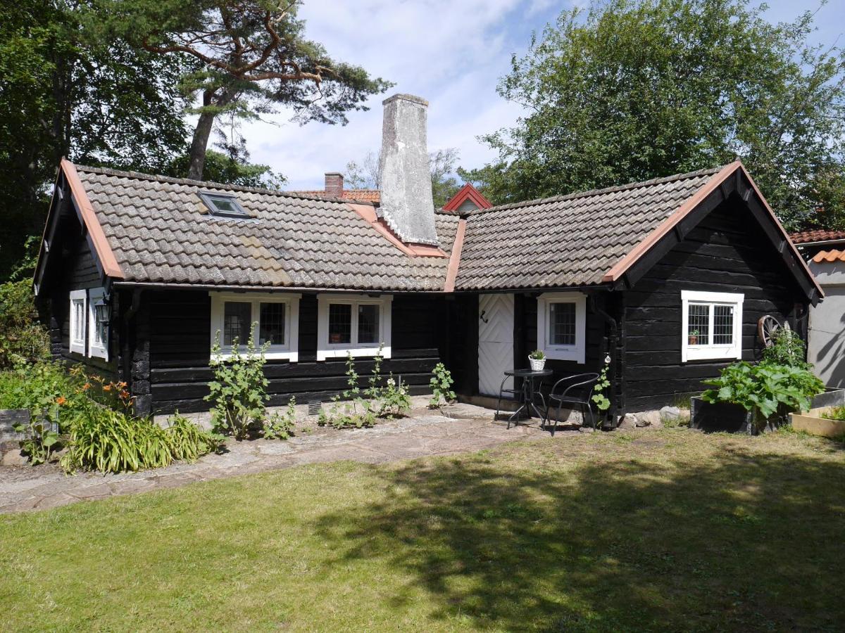 Havsnaera 1700-Tals Timmerstuga Ängelholm Exterior photo